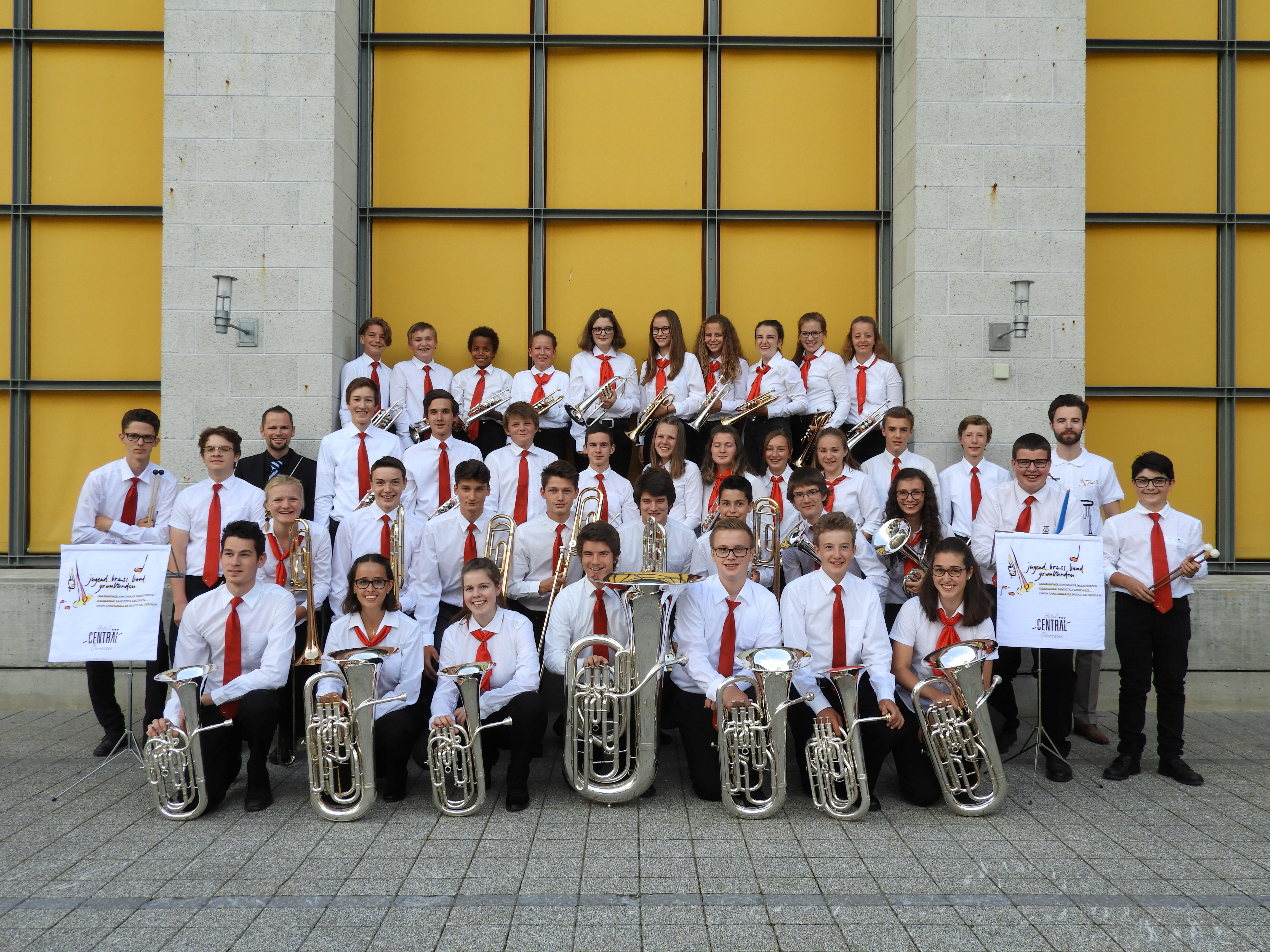 JUGEND BRASS BAND GRAUBÜNDEN